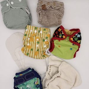 Paket mit 5 verschiedenen Ai2 Stoffwindeln und passenden Einlagen