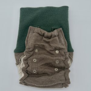 Abhaltestoffwindel ab Geburt, Hohes Bauchbündchen, von vorne